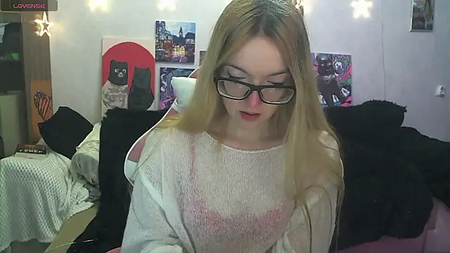 SecretSophia's Live XXX Chat