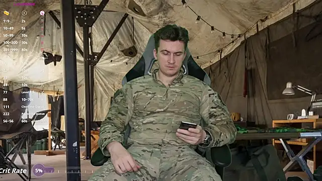 XXX chat uživo modela hornystripman97