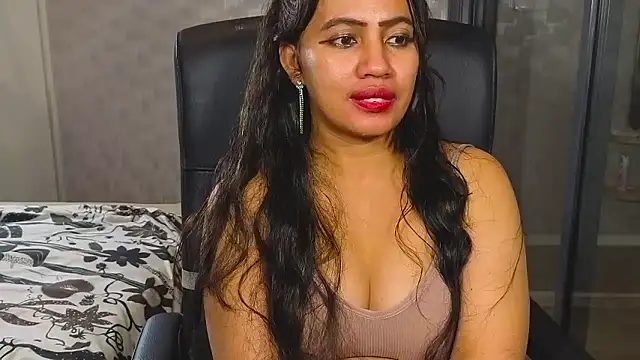 FannyXhot Chat XXX in diretta