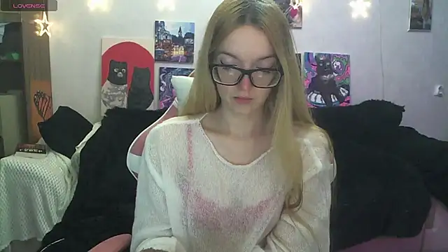 SecretSophia's Live XXX Chat