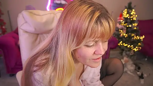 BellaLaPetit's Live XXX Chat