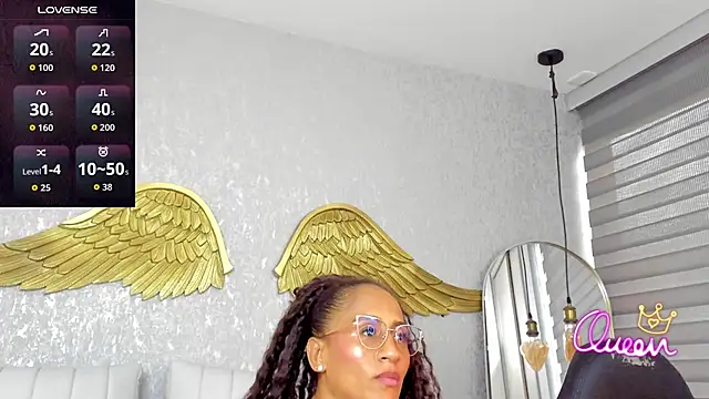 EmmaFerrary's Live XXX Chat