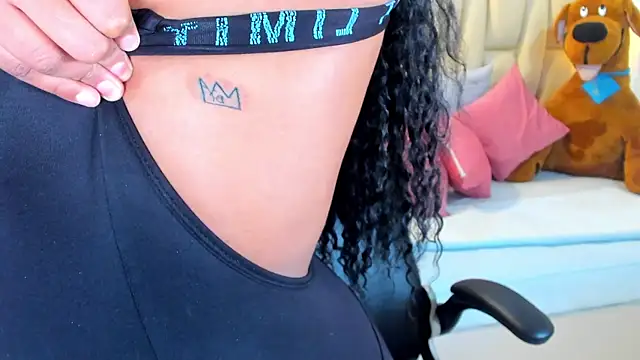 lia_mariana's Live XXX Chat