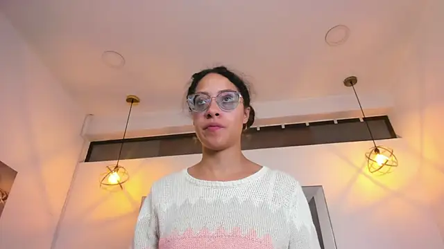 Hanna_Cornee_'s Live XXX Chat