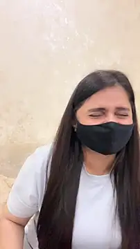 ashwariya23's Live XXX Chat