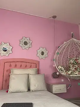 CannelaSmith's Live XXX Chat