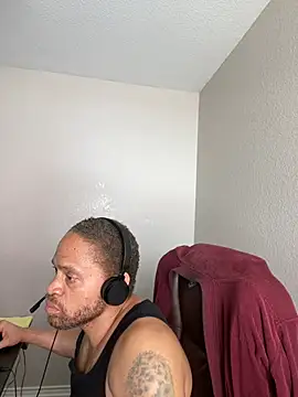 Fathero1time's Live XXX Chat