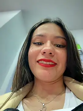 CHARLOTTE__05 Chat XXX in diretta