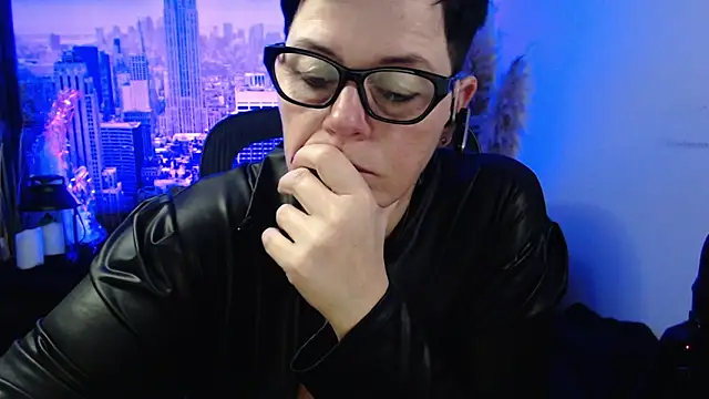 ninarandmann Chat XXX in diretta