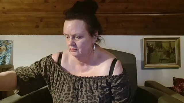 TiffanyMature Webcamshow