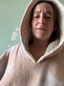 Mini_And_The_Bear's Webcam Show