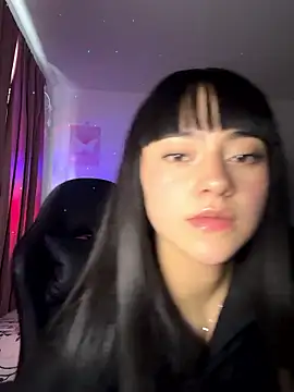 Chatroom XXX en direct de violetta_blackk