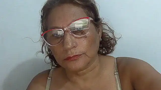 Chatroom XXX en direct de charrysexy1