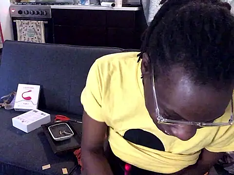 littyleesh1's Live XXX Chat