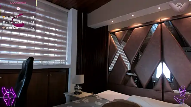 victoria_mooree's Live XXX Chat