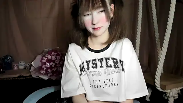 Yoonhee_ki's Live XXX Chat
