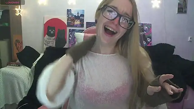 SecretSophia's Live XXX Chat