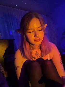 n1ghtcloud's Live XXX Chat