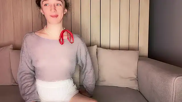 ShySchoolGirl's Live XXX Chat