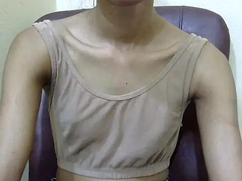 Anu_tiny's Live XXX Chat