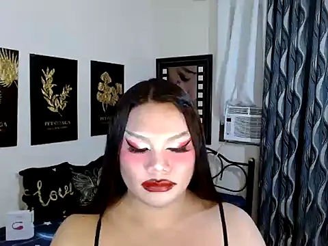 TSbrianaHugeCock's Live XXX Chat