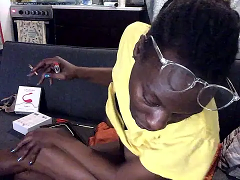 littyleesh1's Live XXX Chat