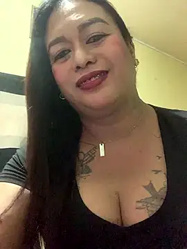 EmmaKantutera Pertunjukan Webcam