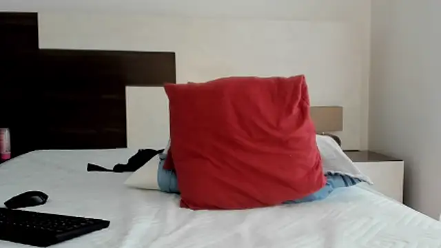 SexyCaitlynHot's Live XXX Chat