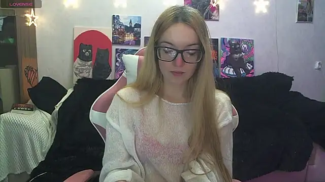 SecretSophia's Live XXX Chat