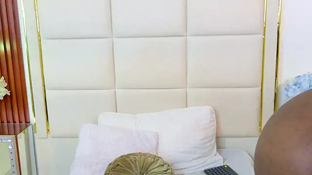 Reginadenver's Live XXX Chat