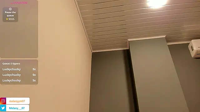 XXX chat uživo modela Melany__08