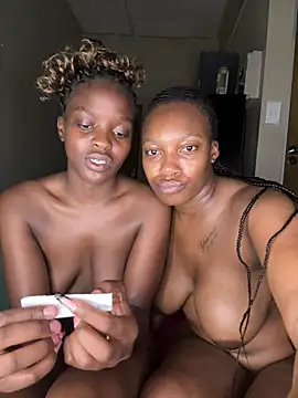 Hotcouch's Live XXX Chat