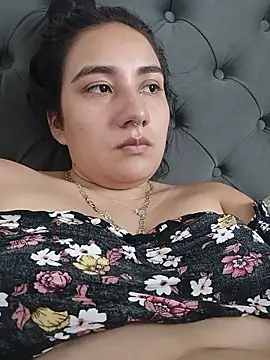 Hellen_Alex Chat XXX in diretta