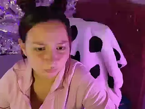 Mia2xsmith's Live XXX Chat