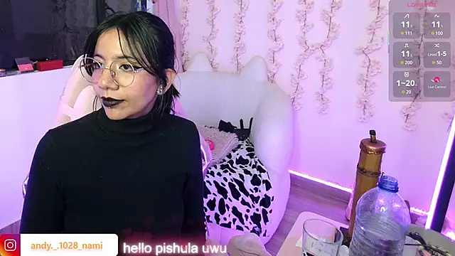 Nami_usagi Chat XXX in diretta