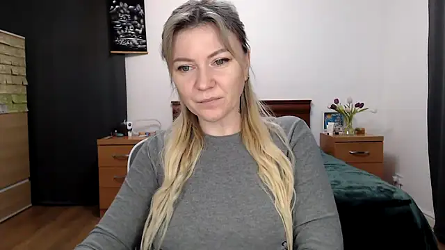 ParadiseAlina's Live XXX Chat