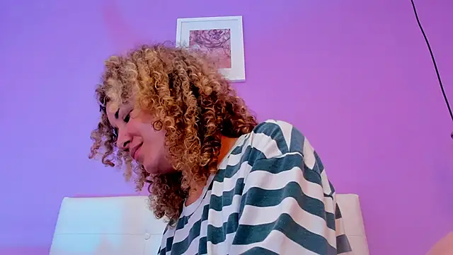 Charlotte11-11 现场XXX聊天