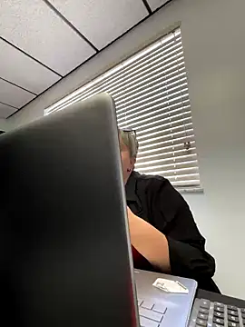 xburykaialivex's Live XXX Chat