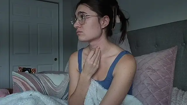 bambifarrina: онлайн-секс-чат