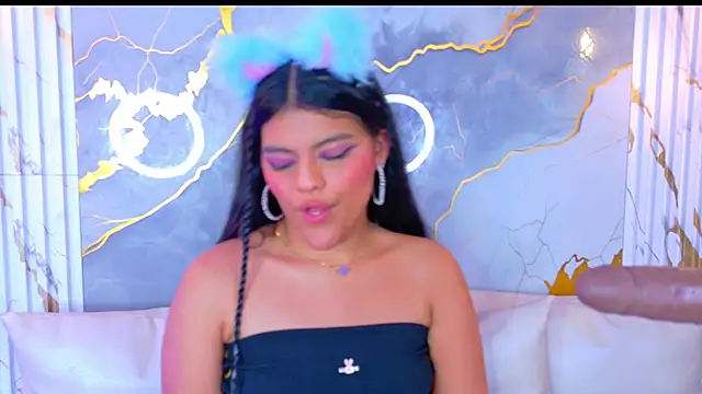 Chatroom XXX en direct de NIKIBUNNY