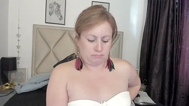 MonyCassius Live XXX Chat