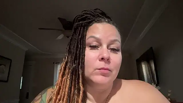 WorldsGreatestCockRater's Live XXX Chat