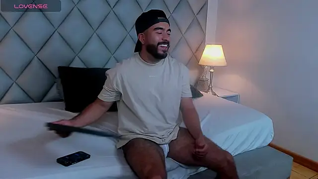 AaronVegaa's Live XXX Chat