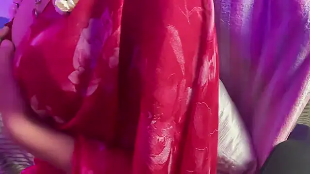 Queen_Angelena Pertunjukan Webcam