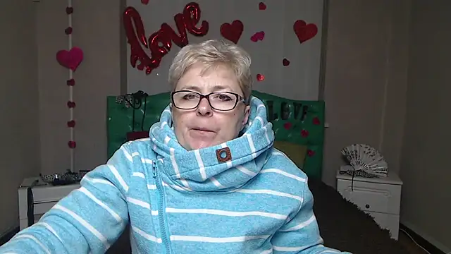 Chatroom XXX en direct de EmiliaGree