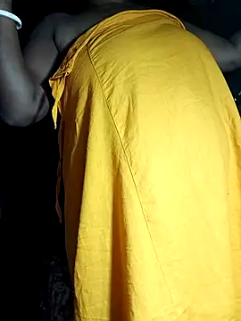 Nude-Priya2 现场XXX聊天