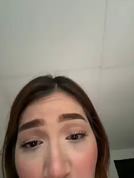 Chatroom XXX en direct de la_machhi