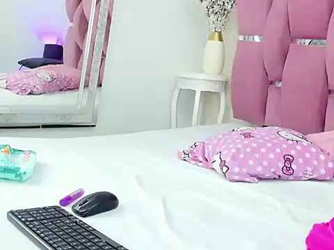 Butterflyyxxx 现场XXX聊天