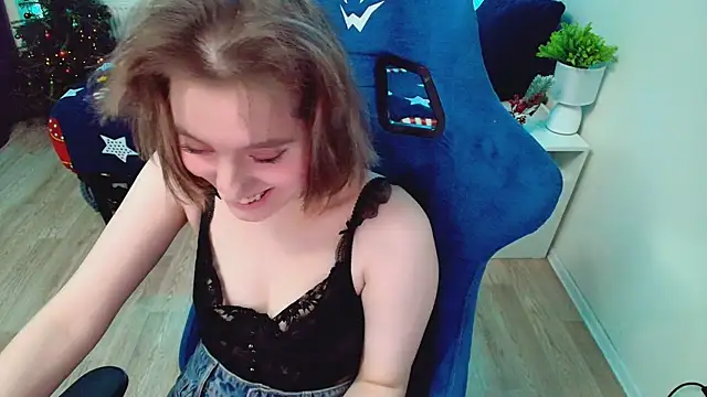 Chatroom XXX en direct de CranberryHot