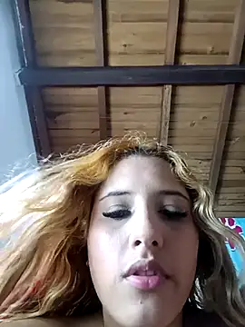 Nicolle_Milf 现场XXX聊天